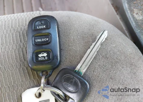 2005 Toyota Camry Le from USA, damaged, VIN 4T1BE32K15U945867